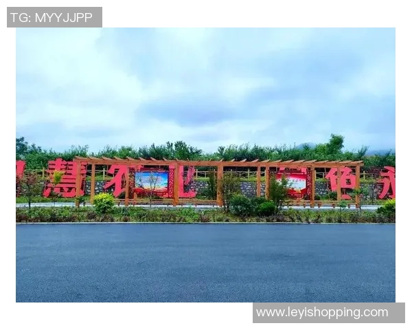 果园中的四季变换与生态平衡：探索自然与农业的和谐共生